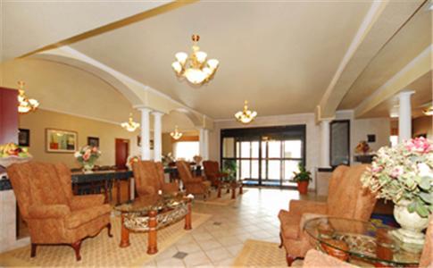 Best Western Quanah Inn & Suites Интерьер фото